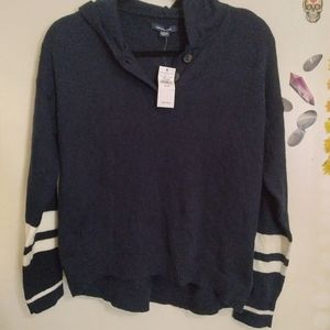 American Eagle hooded sweater
